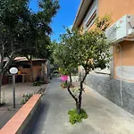 Apartman La Di Sofia Carini